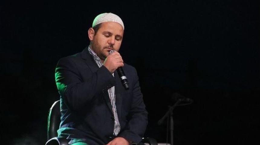 Grup Tillo, T&uuml;rk&ccedil;e, K&uuml;rt&ccedil;e Ve Zazaca İlahiler S&ouml;yledi