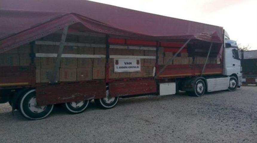 Jandarmadan Ka&ccedil;ak Sigara Operasyonu