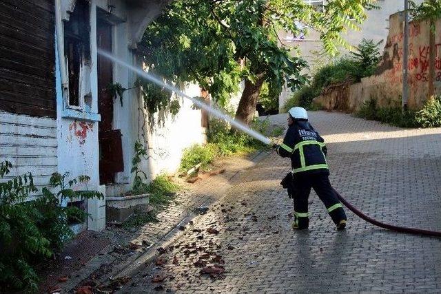 Metruk Binadaki Yangın Korkuttu 1
