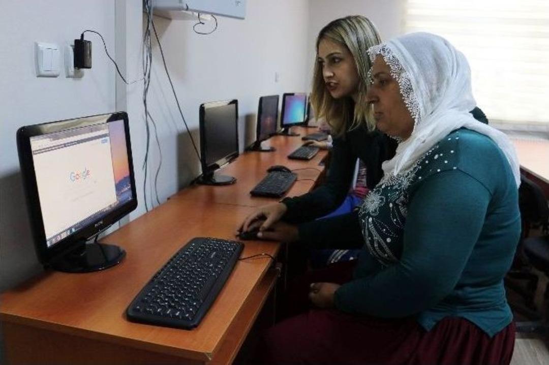 (&ouml;zel Haber) Azimli Anne &Ccedil;ocuklarının İlham Perisi Oldu