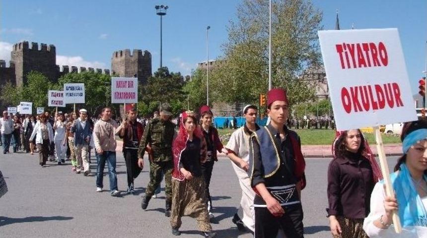 B&uuml;y&uuml;kşehir&rsquo;in Liseler Sahnesi A&ccedil;ılıyor