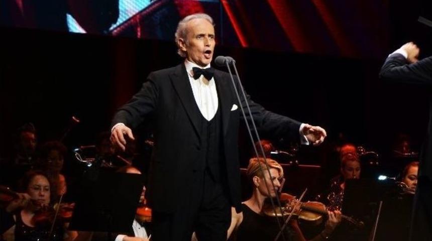 Tenor Carreras&rsquo;tan Expo 2016&rsquo;da Muhteşem Konser