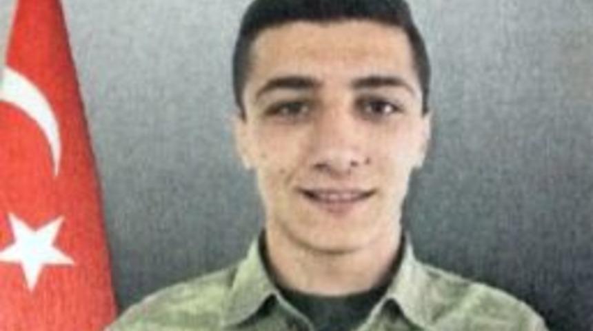 Elektrik &Ccedil;arpması Ve Kalp Krizi Sonucu Şehit Olan 2 Asker Memleketlerine Uğurlandı