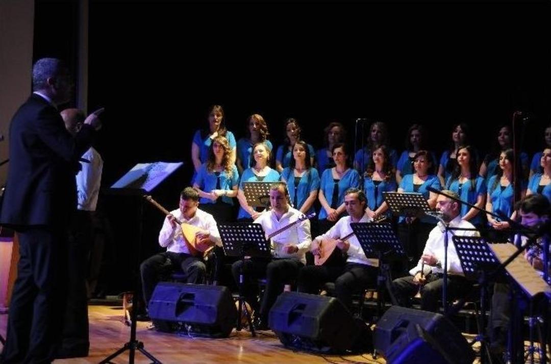 Bahar Konseri İzleyenleri B&uuml;y&uuml;ledi