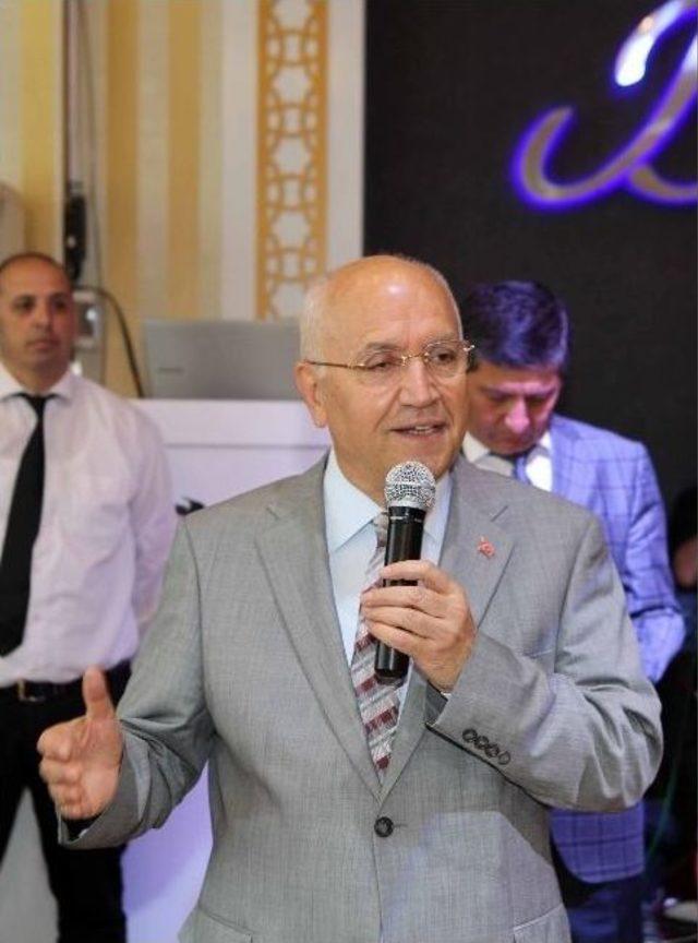 Yenimahalle&rsquo;de Anneler G&uuml;n&uuml;ne Coşkulu Kutlama 3