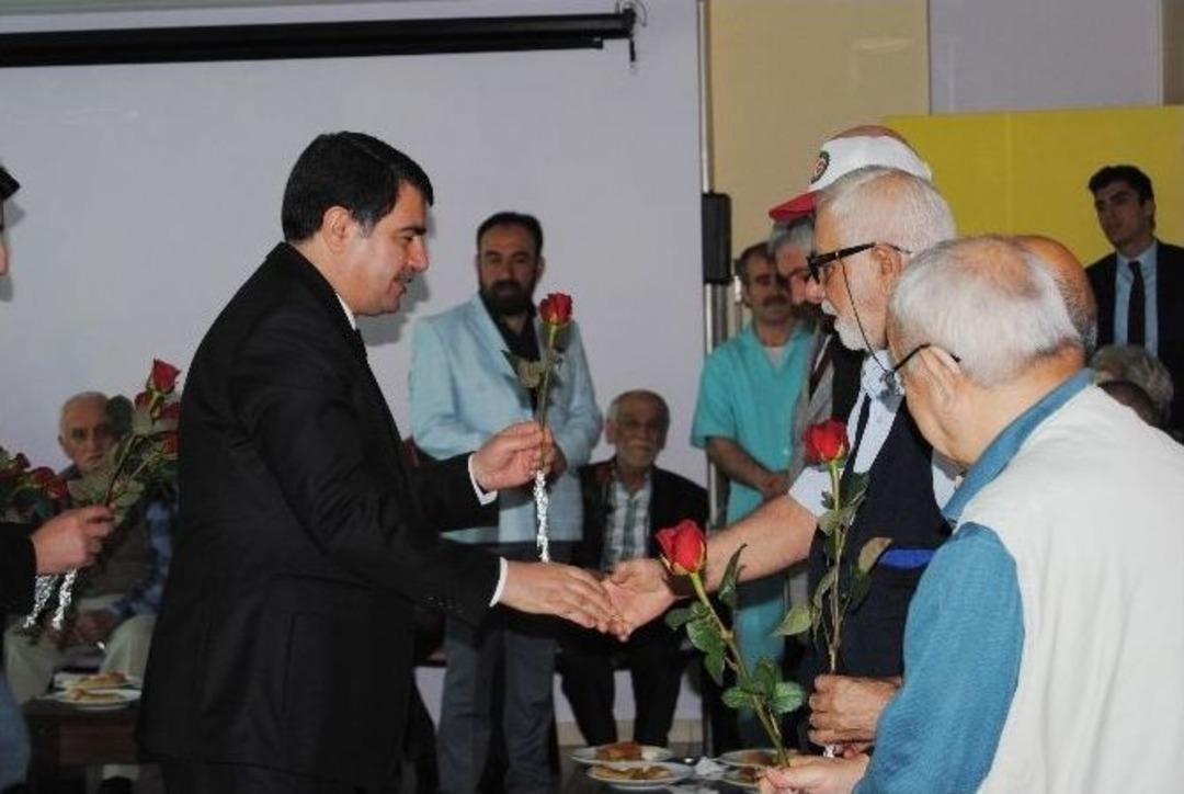 Vali Şahin: &ldquo;anneler, Toplumu Geleceğe Taşıyan &Ouml;nemli K&ouml;pr&uuml;lerdir&rdquo;