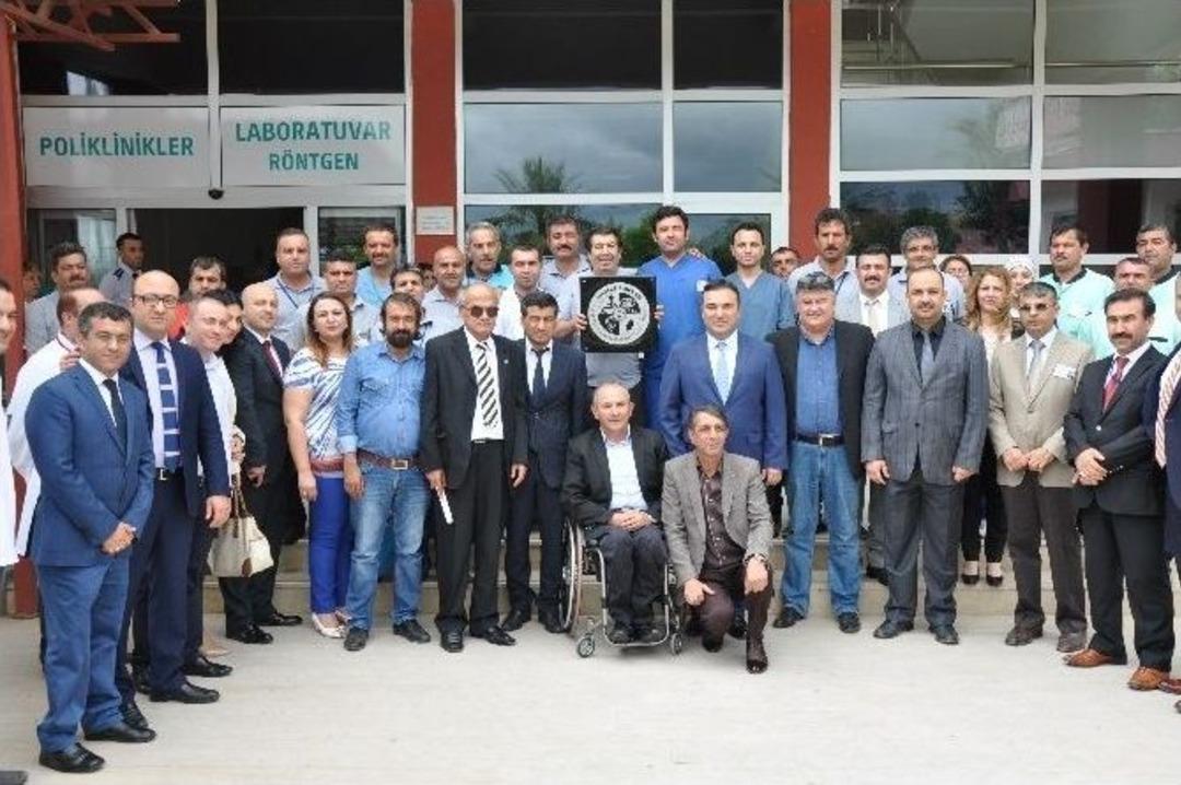 Karaisalı Devlet Hastanesi&rsquo;ne "engelsiz Mekan" Plaketi