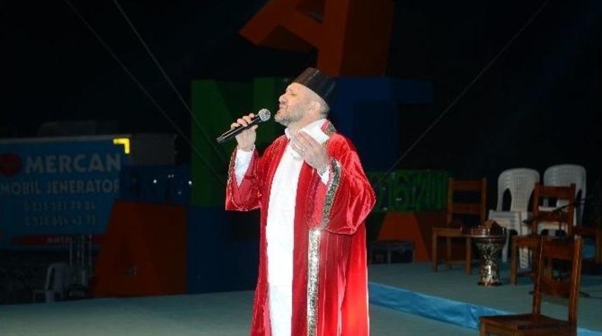 Y&ouml;r&uuml;k Festivali&rsquo;nde Gelin Alma T&ouml;reni Ve Kıyafet Defilesi