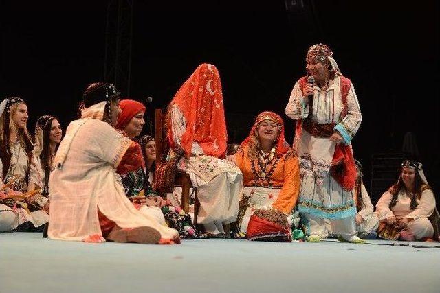 Yörük Festivali’nde Gelin Alma Töreni Ve Kıyafet Defilesi 2