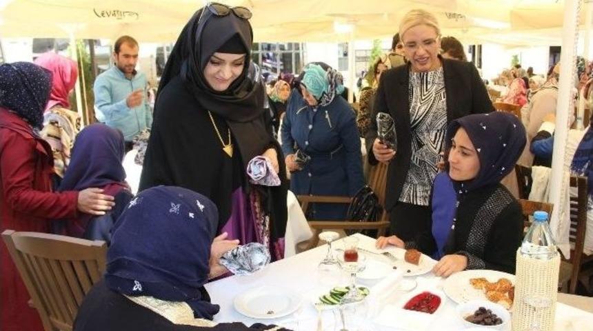 Eyy&uuml;biye Belediyesi&rsquo;nden Anlamlı Anneler G&uuml;n&uuml; Etkinliği