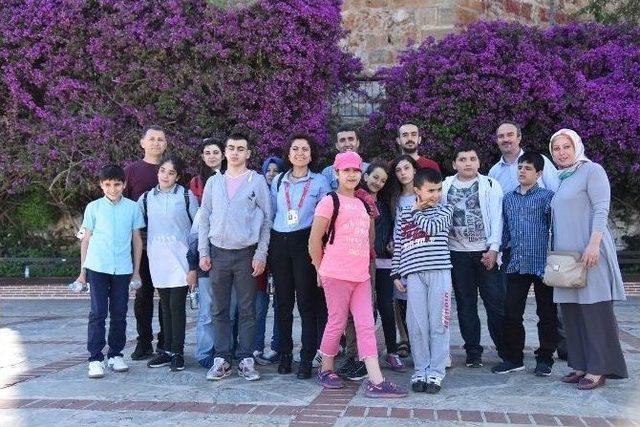 Engelli Öğrenciler Alanya’nın Tarihi Yerlerini Gezdi 1
