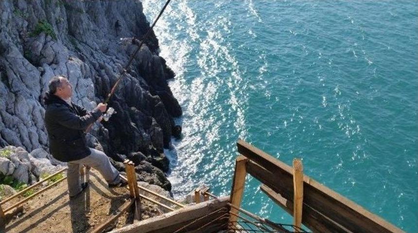 Metrelerce Y&uuml;kseklikte &Ouml;l&uuml;m&uuml;ne Balık Sevdası