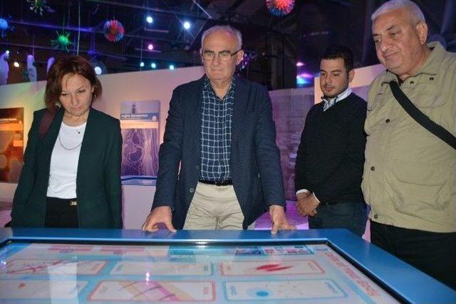 Başkan Yılmaz Konya Bilim M&uuml;zesini İnceledi 2
