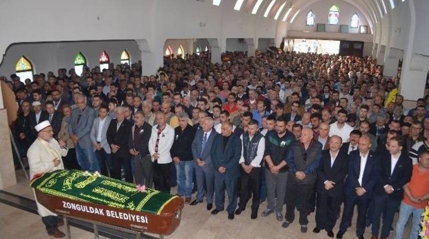 D&uuml;ğ&uuml;n &Ccedil;ıkışı &Ccedil;arptığı Adamın &Ouml;l&uuml;m&uuml;ne Sebep Olan S&uuml;r&uuml;c&uuml; Tutuklandı