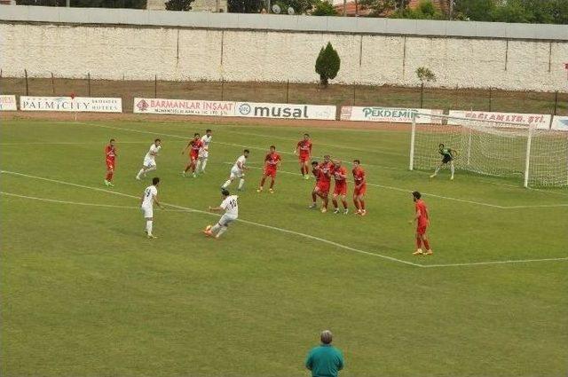 Yunusemre Belediyespor&rsquo;un Bal Ligi Hayali &Ouml;n&uuml;m&uuml;zdeki Sezona Kaldı 3