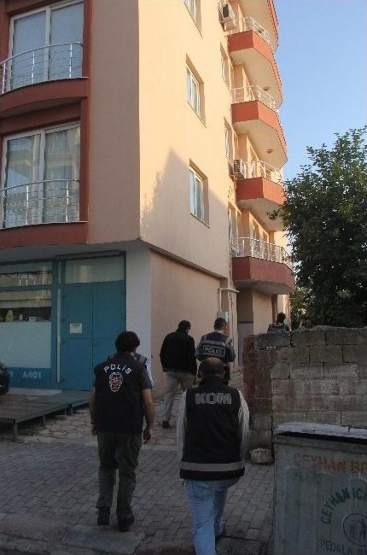 Fet&ouml; Operasyonunda 17 G&ouml;zaltı