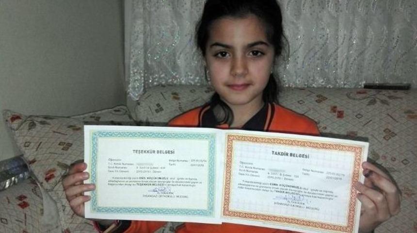 Hava Kompres&ouml;r&uuml;ne Sa&ccedil;larını Kaptıran K&uuml;&ccedil;&uuml;k Kız, Feci Şekilde Can Verdi