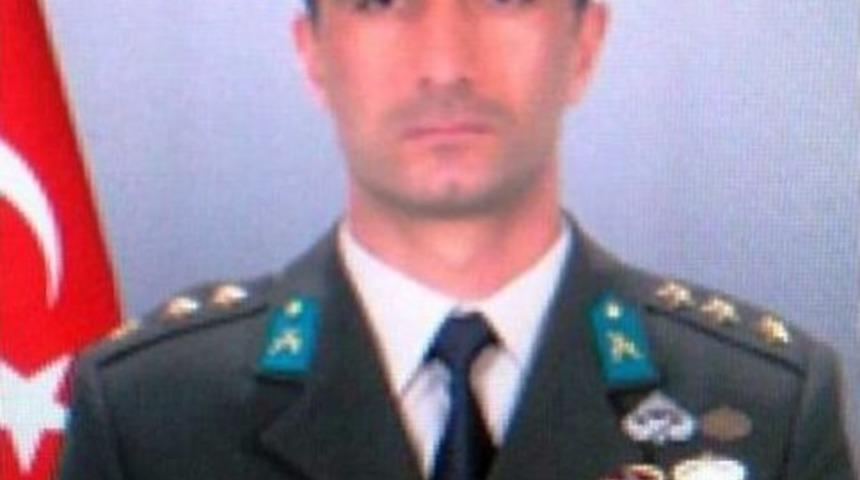 Şehit Y&uuml;zbaşının Ailesine Acı Haber Verildi
