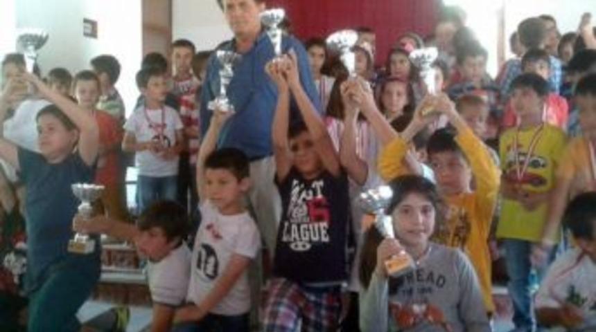 Ortaca 19 Mayıs Gen&ccedil;lik Ş&ouml;leni Satran&ccedil; Turnuvası Sona Erdi