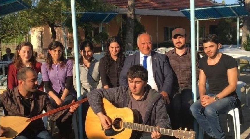 Başkan Şanlı, Mahmudiye&rsquo;de Anneler G&uuml;n&uuml; Etkinliğine Katıldı