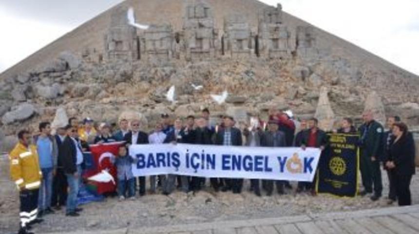 Engelliler Nemrut Dağı&rsquo;nda Barış Diledi