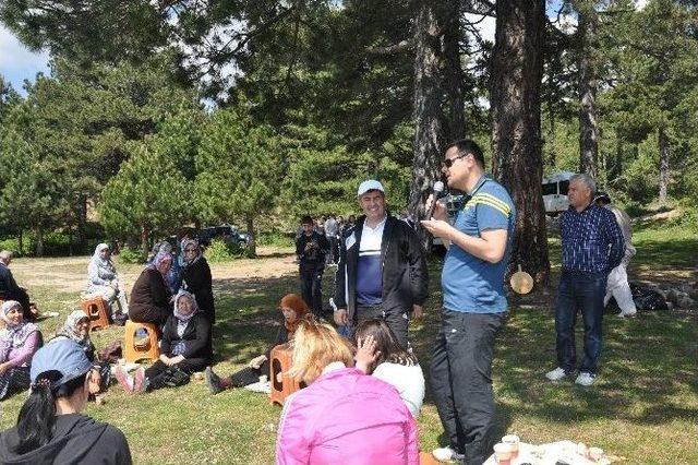 Buharkent Belediyesi Geleneksel Doğa Yürüyüşünü Gerçekleştirdi