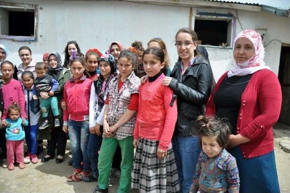 (&ouml;zel Haber) Başarılı &Ouml;ğretmenler 50 Kız &Ccedil;ocuğunu Eğitime Kazandırdı