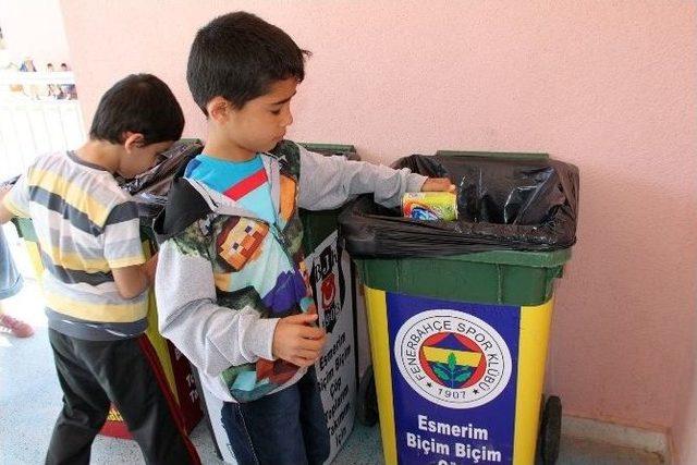 &Ccedil;&ouml;p&uuml;n&uuml; Kovaya At, Tuttuğun Takımı Şampiyon Yap 2