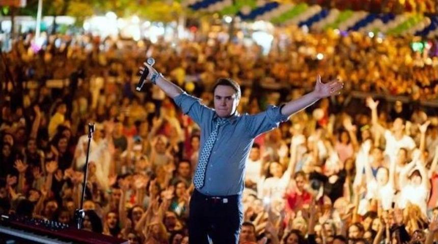 Ey&uuml;pl&uuml; Gen&ccedil;ler &rsquo;mustafa Ceceli&rsquo; Dedi