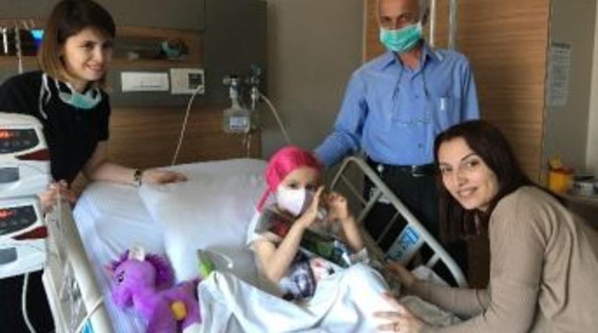 Hastanede Anneler G&uuml;n&uuml; Kutlaması