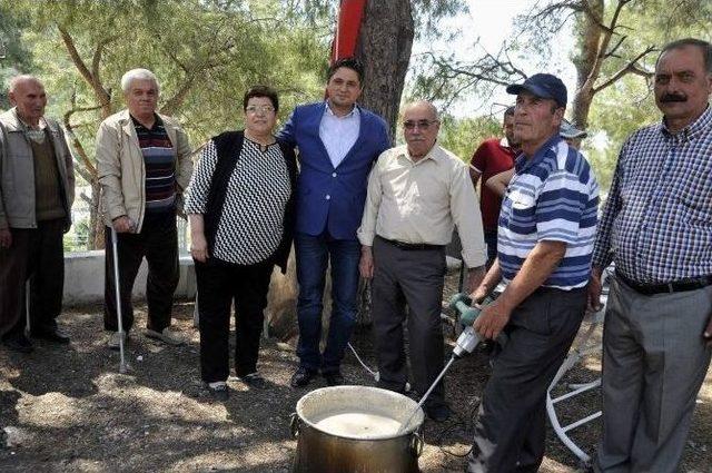 Güzelhisar’da Keşkek Geleneği Yaşatılıyor