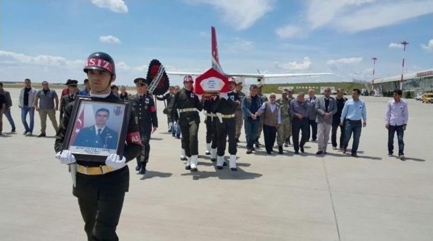 Şehit Y&uuml;zbaşının Cenazesi Adıyaman&rsquo;a Getirildi