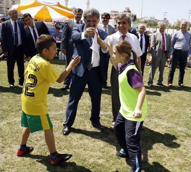 Antalya’da Çocuklar Sokak Oyunlarını Öğreniyor