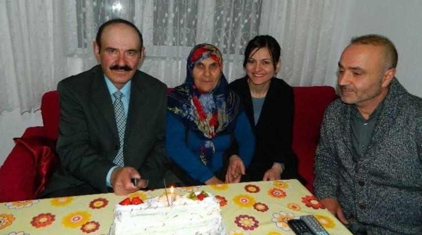 Anne Baba Sevgisi Sınır Tanımadı