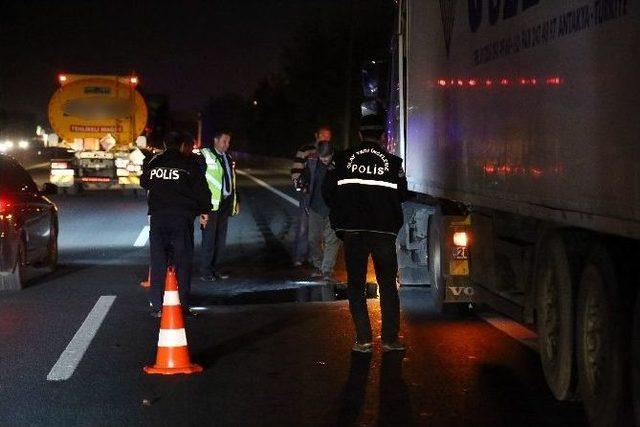 Sakarya Valiliği’nden, ’valilik Korumaları Tır’a Ateş Etti’ İddialarıyla İlgili Açıklama