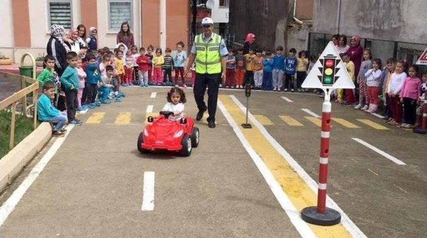 Fatsa&rsquo;da &Ouml;ğrencilere Uygulamalı Trafik Eğitimi