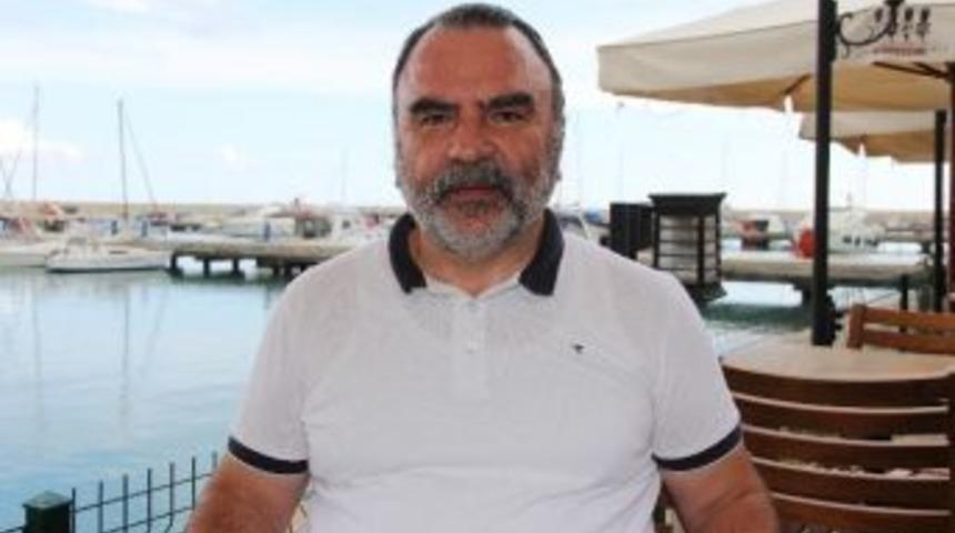 Dr. Nedim İnce&rsquo;den Mersin&rsquo;e 5 Kitapla Veda