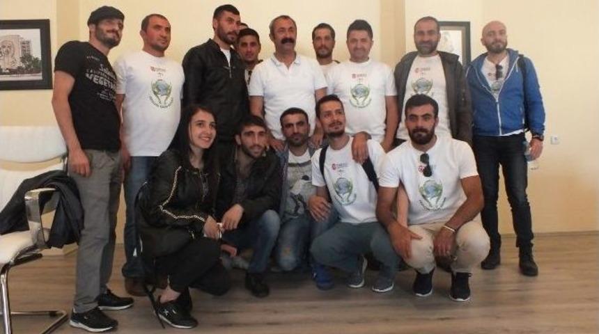 Ekolojik Tarım Kul&uuml;b&uuml; &Uuml;yeleri Fidan Dikti