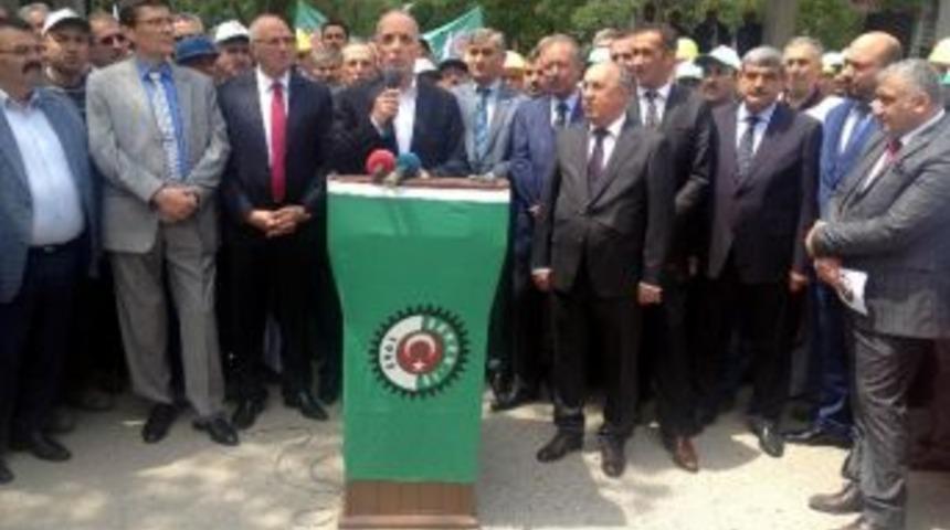 Şeker İş&ccedil;ilerinden Fazla Mesai Eylemi