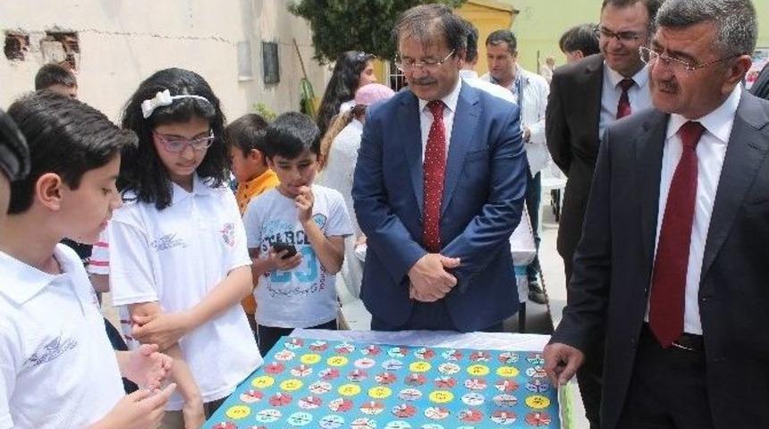 Ortaokul &Ouml;ğrencileri Buluşlarını Sergiledi