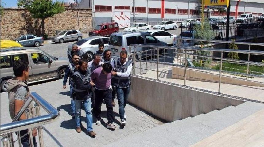 Nevşehir&rsquo;de Polise Ateşle Karşılık Veren Zanlılar Adliyede