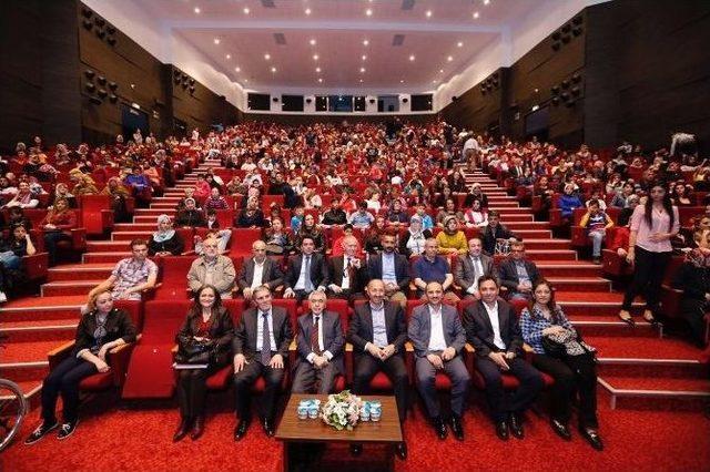 &Ccedil;ılgın Sedat: "oğlum Konuşamıyor Ama Bana İnsanlığı &Ouml;ğretiyor" 1