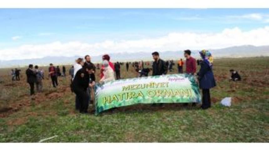Et&uuml;&rsquo;n&uuml;n İlk Mezunları İ&ccedil;in Hatıra Ormanı