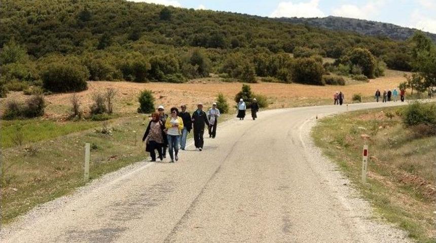 &Ccedil;al&rsquo;da Tarihe Saygı Y&uuml;r&uuml;y&uuml;ş&uuml;