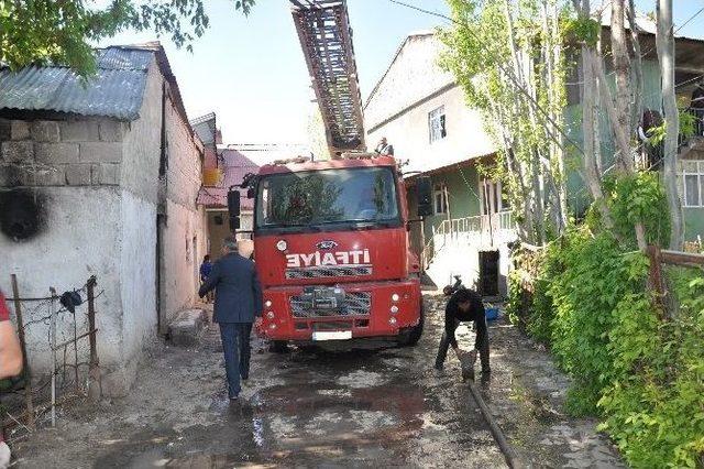 Bulanık&rsquo;ta Korkutan Yangın 3