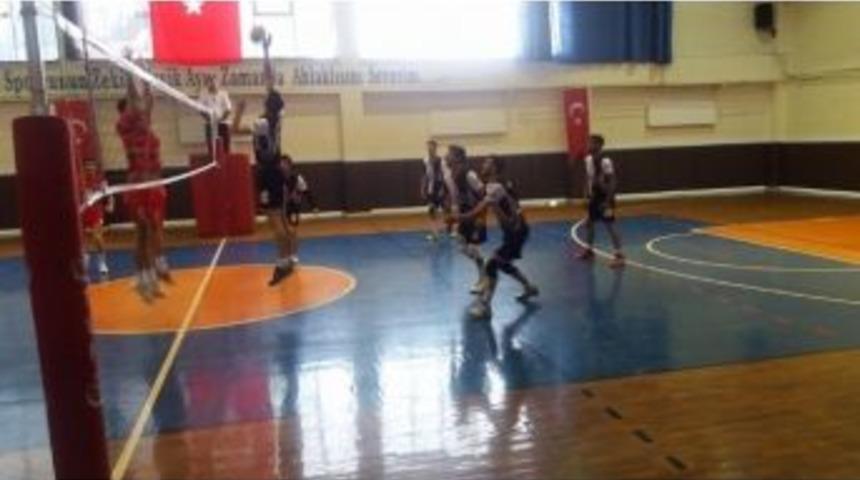 Kul&uuml;plerarası Voleybol M&uuml;sabakaları Kahta&rsquo;da Yapılacak