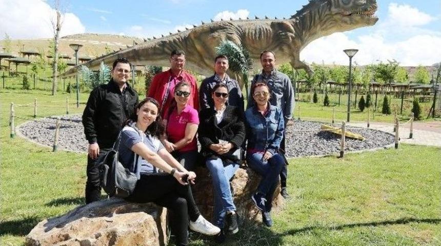 Mezitli Kart&rsquo;la Gaziantep&rsquo;i Gezdiler