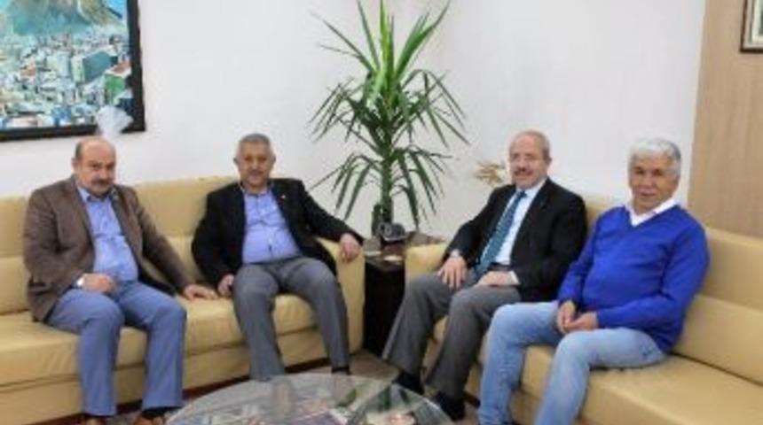 Ensar Vakfı&rsquo;ndan Başkan Konak&rsquo;a Ziyaret