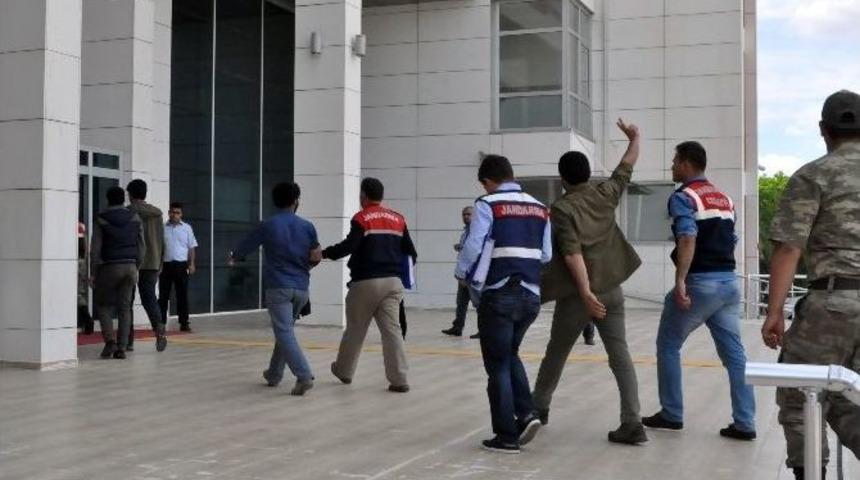 Nizip&rsquo;te Pkk Propagandası Yapan 54 Kişi G&ouml;zaltına Alındı