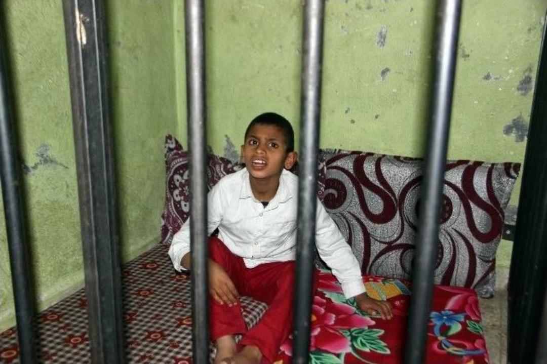 Kafese Konulan &Ccedil;ocuğun Dramı Y&uuml;rek Burktu